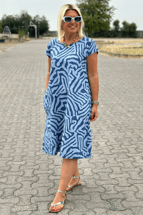 Robe imprimée zèbre à encolure ronde