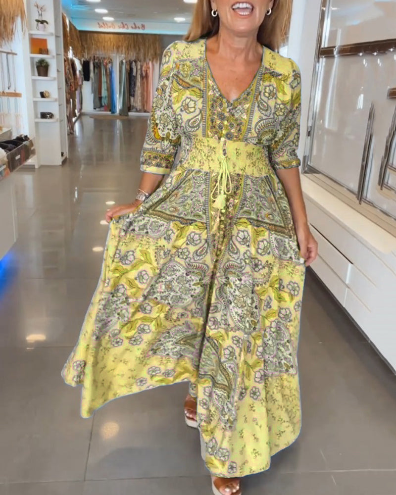 Robe élégante à col en V