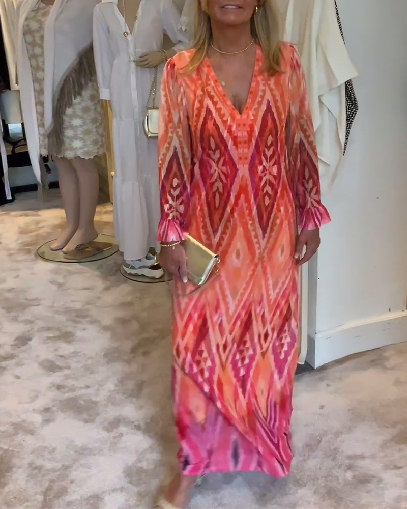 Robe longue élégante avec motif géométrique rétro