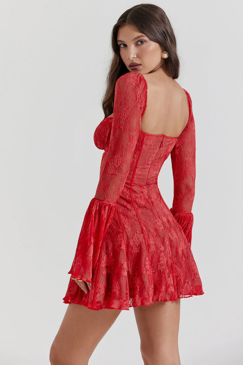 Robe en Dentelle Rose – Design Élégant pour Toutes les Occasions