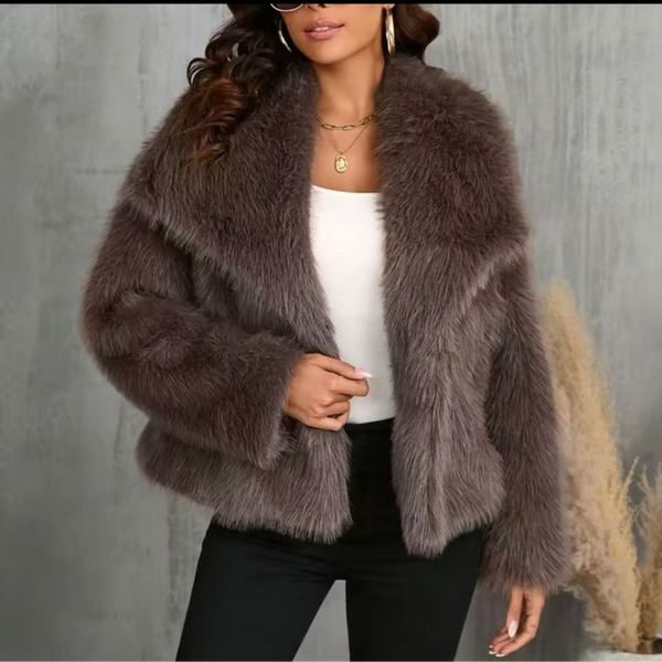 Manteau en fausse fourrure doux et élégant pour l'hiver