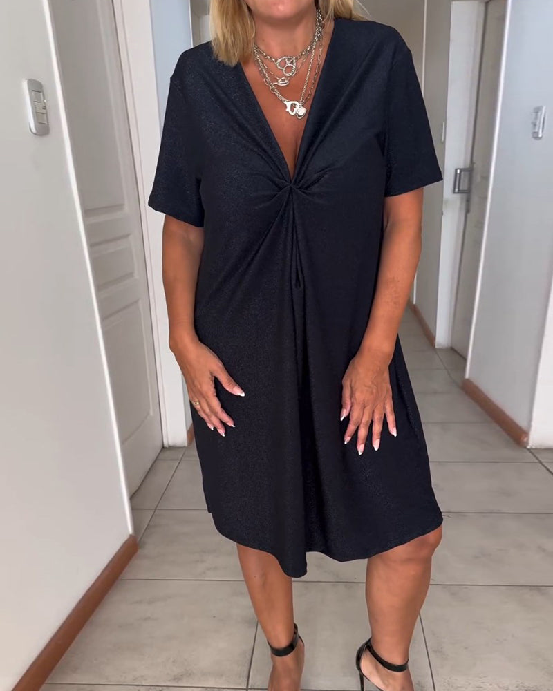Robe élégante à décolleté plongeant