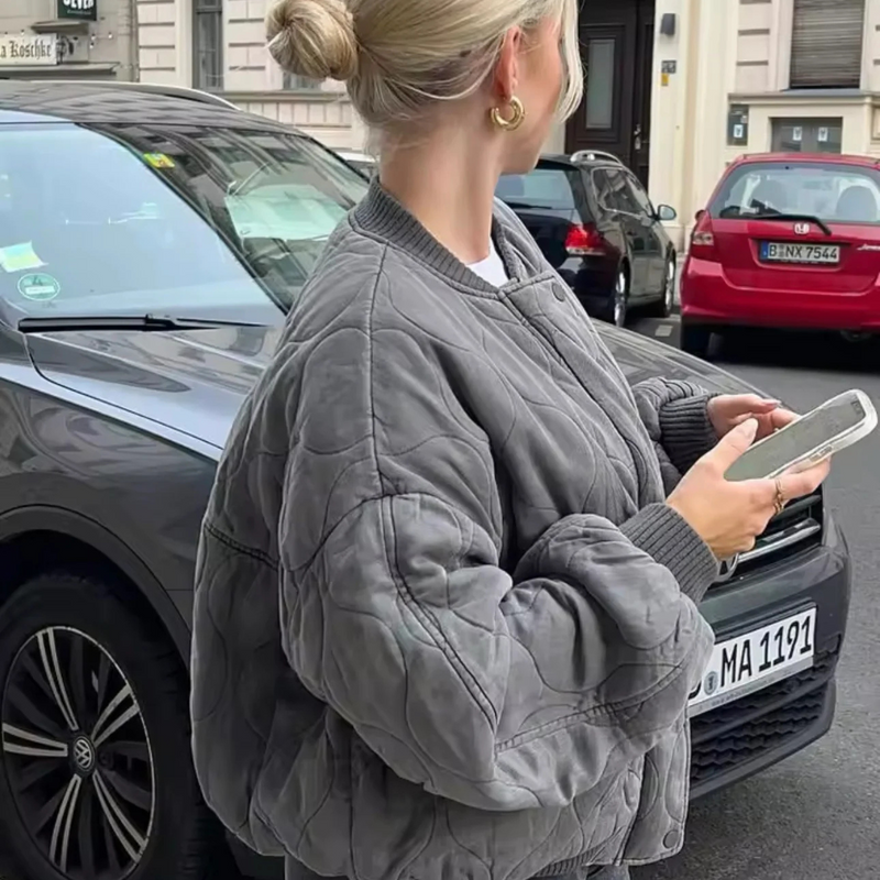 Veste bomber tendance et confortable pour un style décontracté