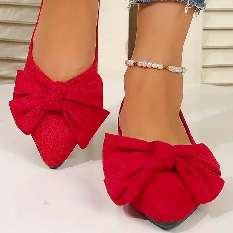 Mocassins Spitses Détail Nœud Touche Féminine