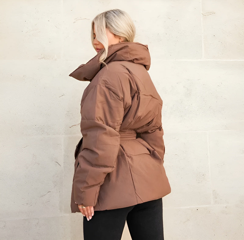 Manteau matelassé ceinturé élégant et chaud pour l'hiver