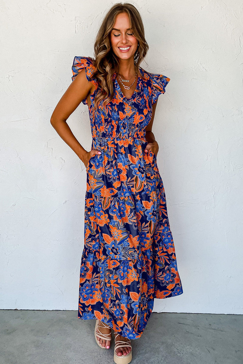 Robe fleurie à col en V et volants élégante
