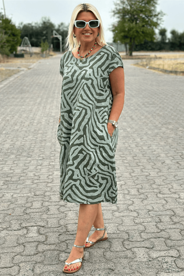 Robe imprimée zèbre à encolure ronde