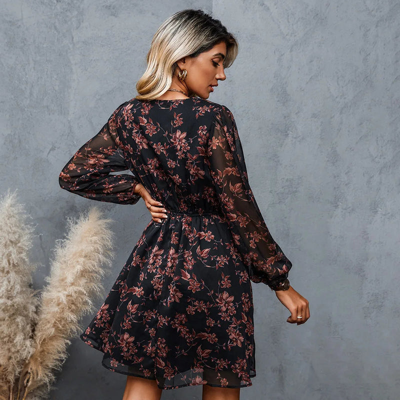 Robe Fleurie Courte à Manches Longues