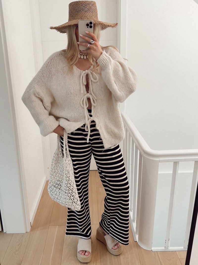 Cardigan élégant avec nœuds pour un look chic et raffiné