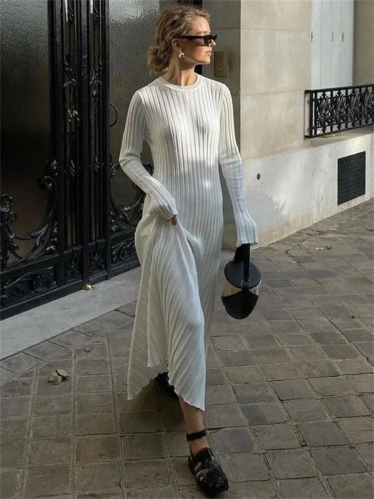 Robe Longue en Maille Luxe Élégante et Confortable