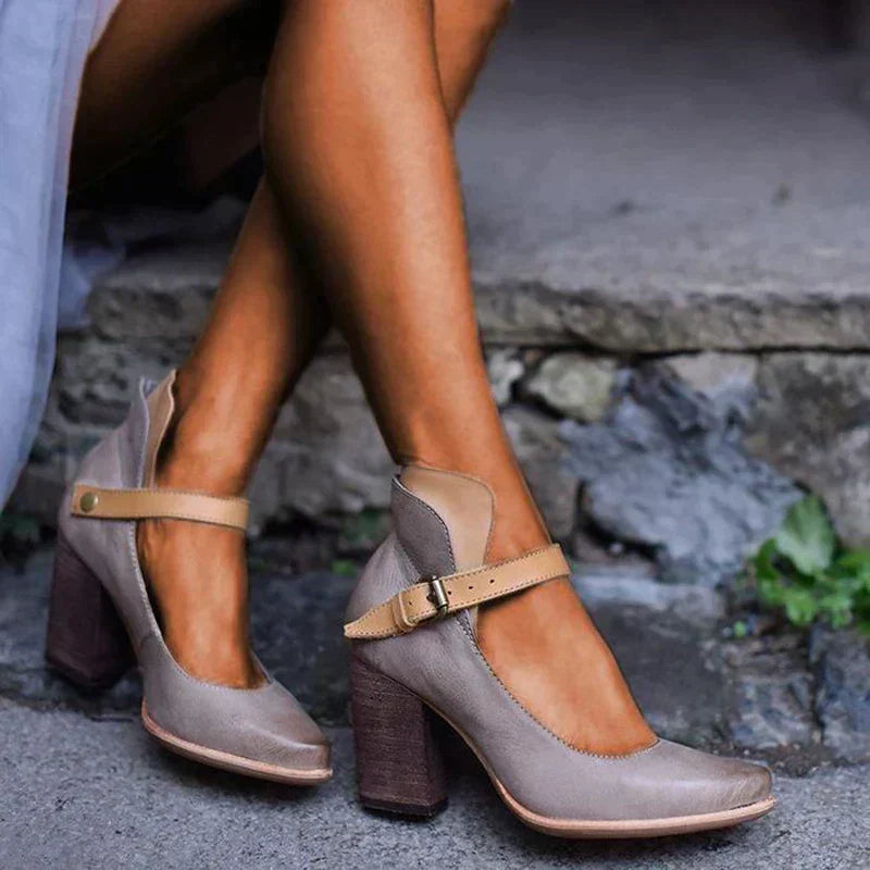 Sandales Élégantes à Talons avec Brides
