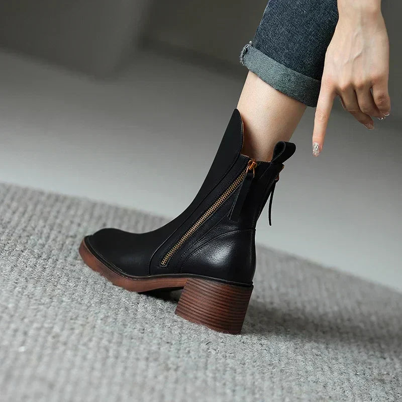 Bottines noires élégantes à talons - parfaites pour l'automne et l'hiver