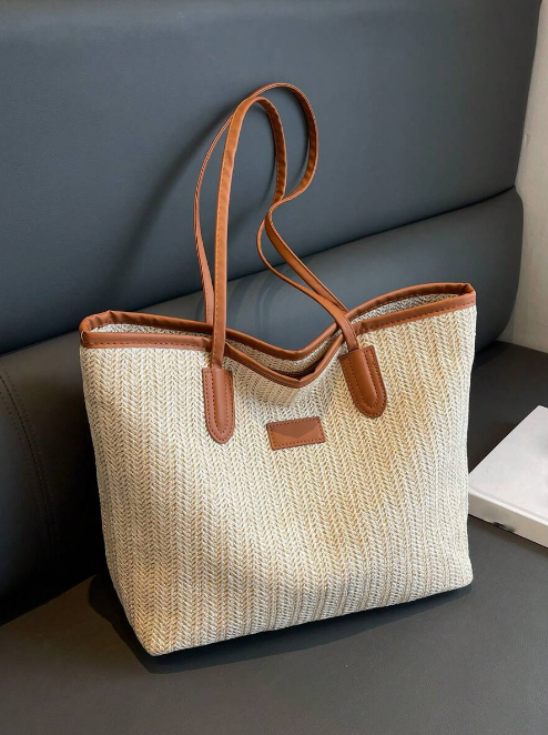 Sac en Paille avec Patch Lettre Isla