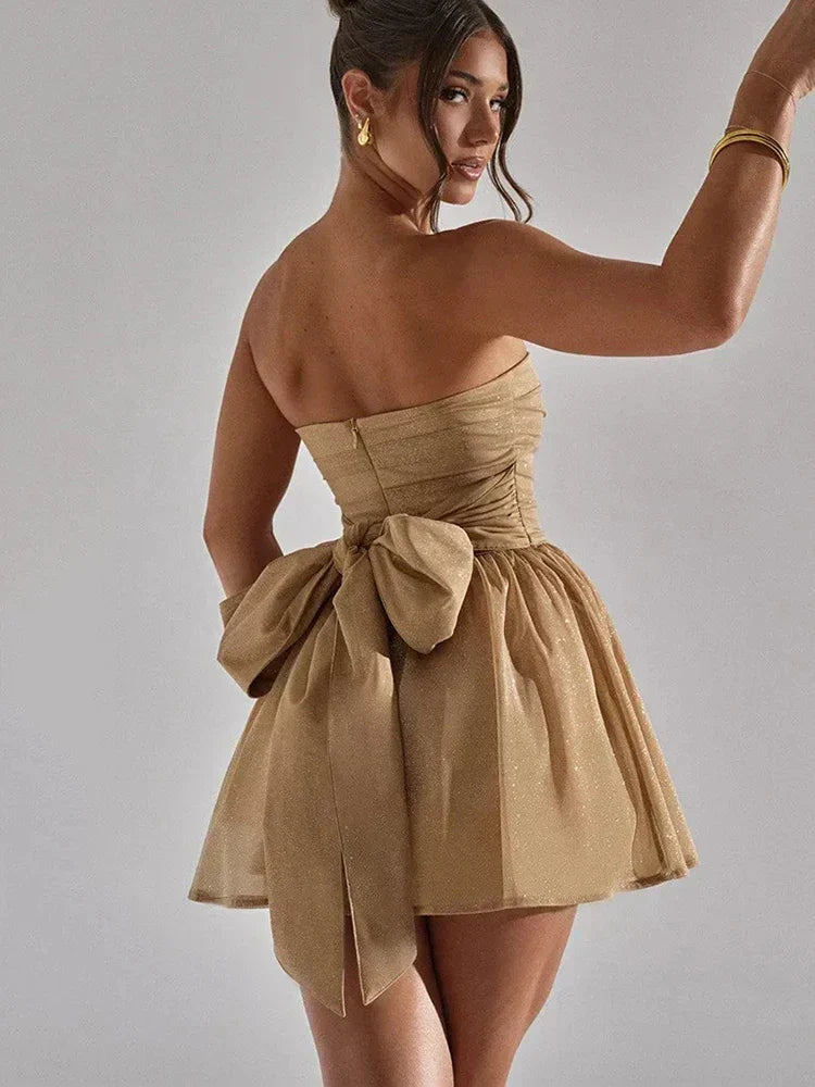Robe courte bustier à sequins – Brillez avec élégance en toute occasion
