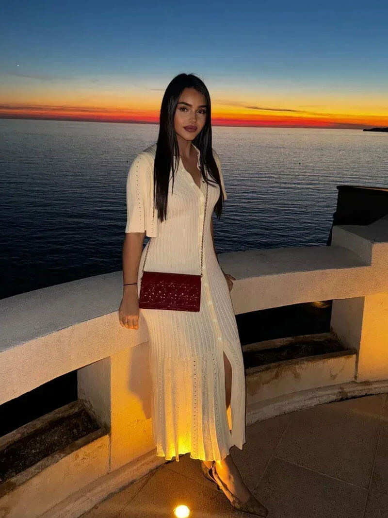 Robe mi-longue élégante pour femme