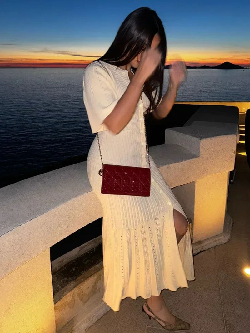 Robe mi-longue élégante pour femme