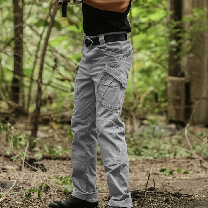 Pantalon d'extérieur polyvalent pour les moments d'aventure