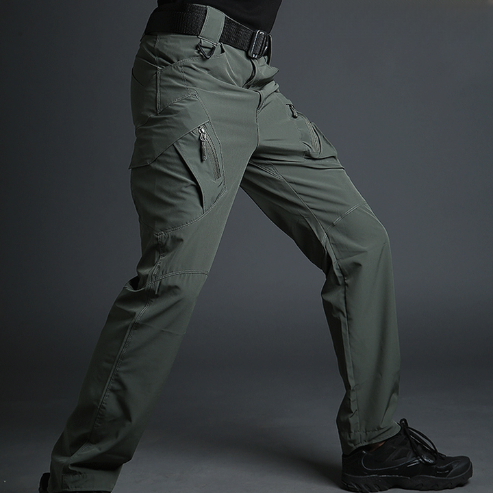 Pantalon d'extérieur polyvalent pour les moments d'aventure