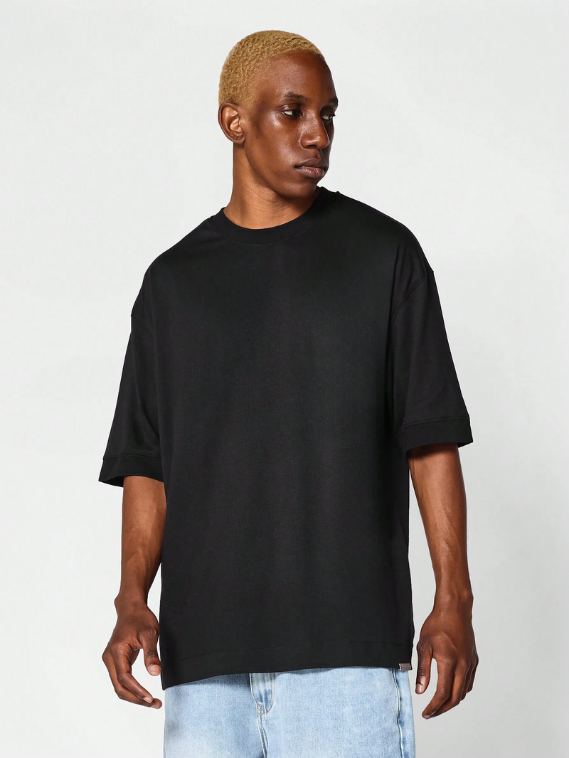 T-shirt oversized noir pour l'été