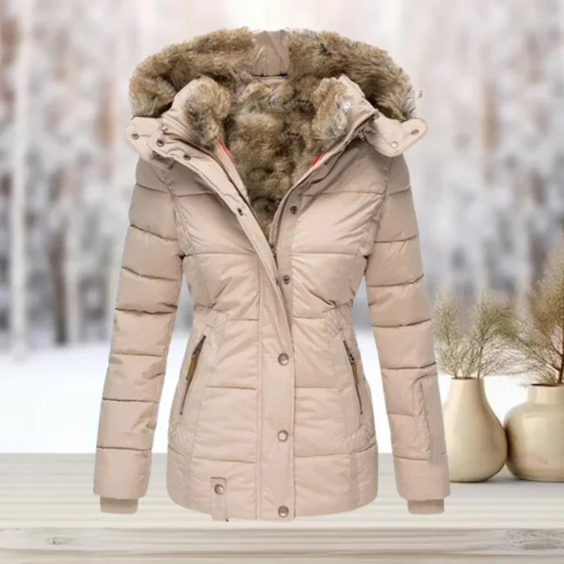 Manteau d'hiver luxueux avec capuche en fausse fourrure pour les journées froides