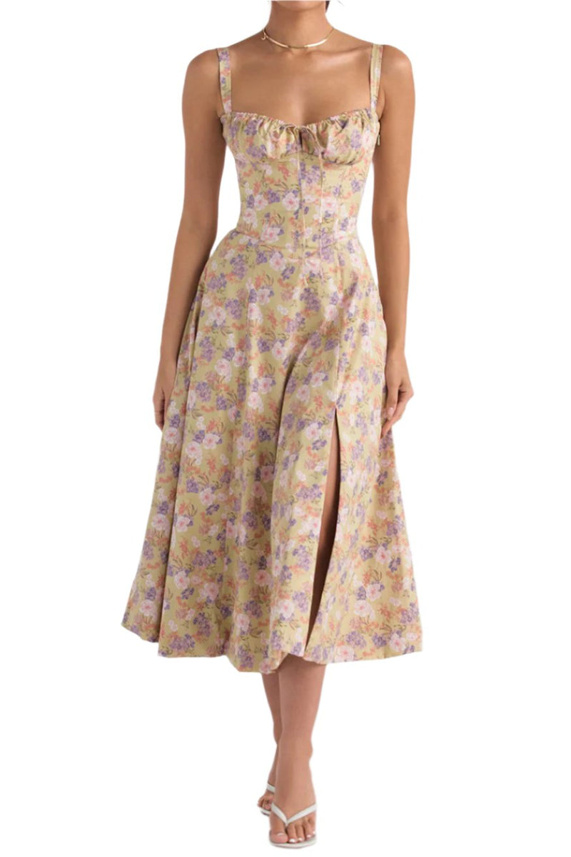 Robe élégante à taille marquée pour un look chic et intemporel