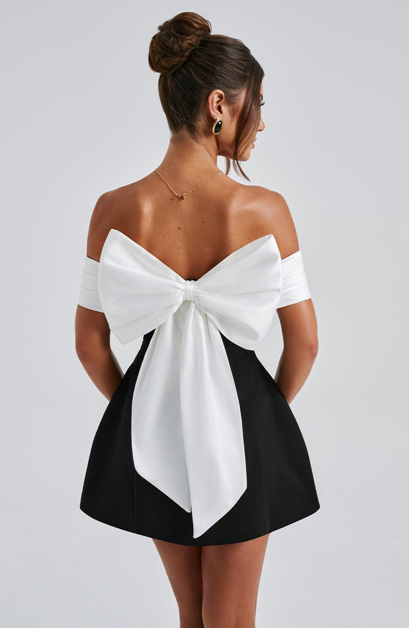 Mini robe Delta noire et blanche