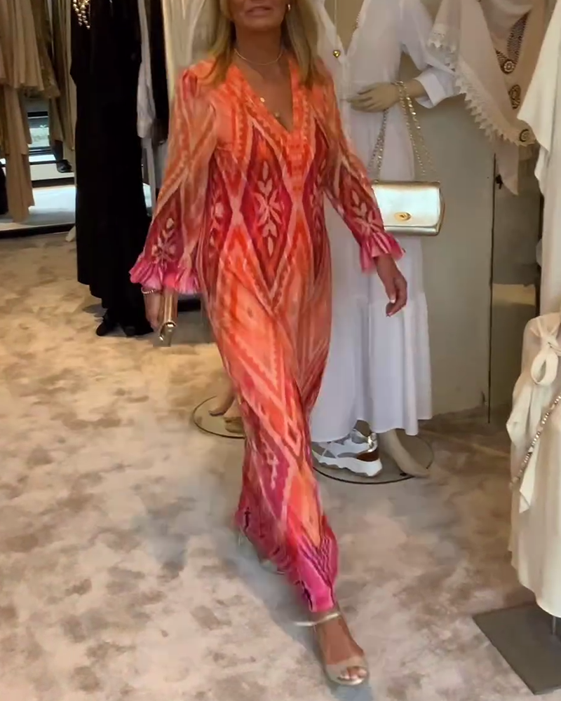 Robe longue élégante avec motif géométrique rétro
