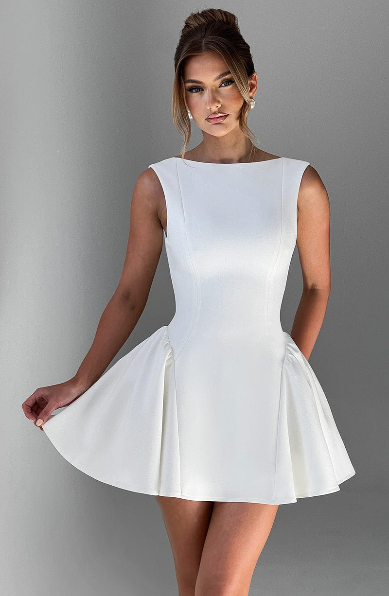 Robe Mini Élégante et Confortable pour Toutes les Occasions